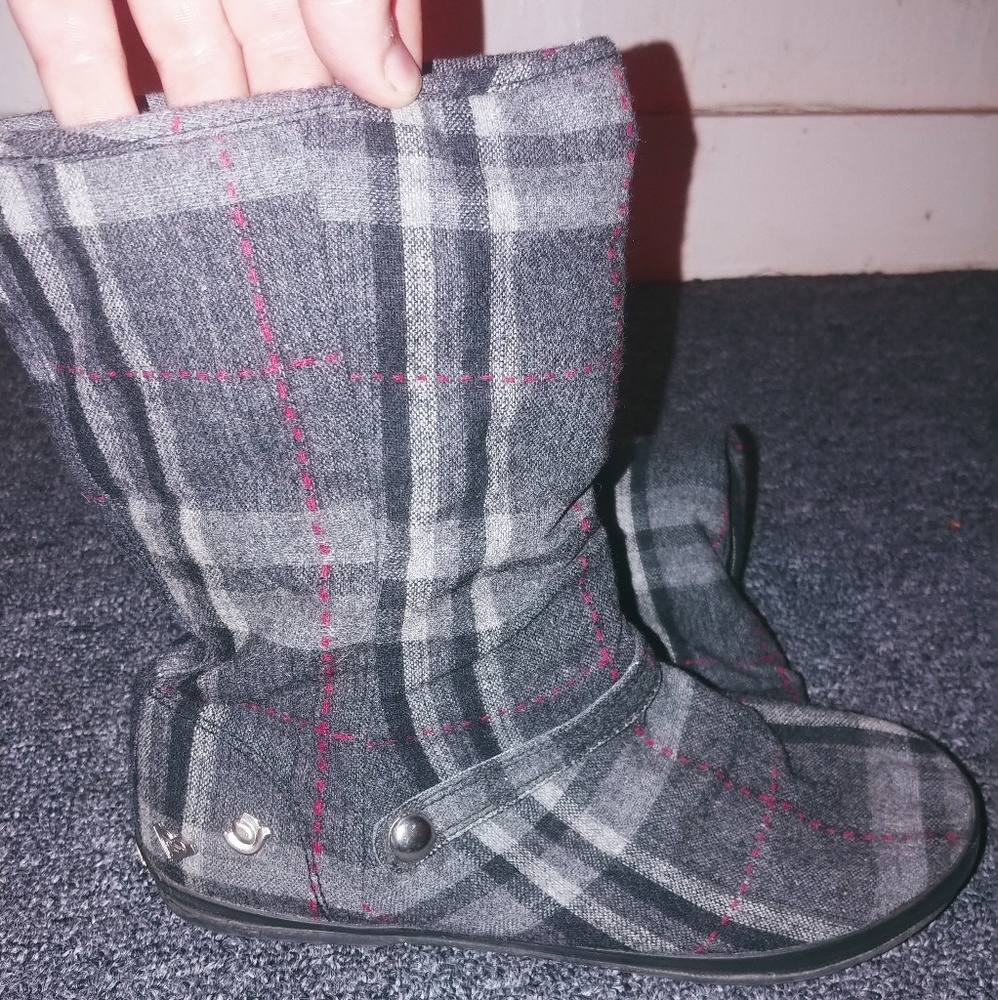 Rare roxy brooklyn boots size 10